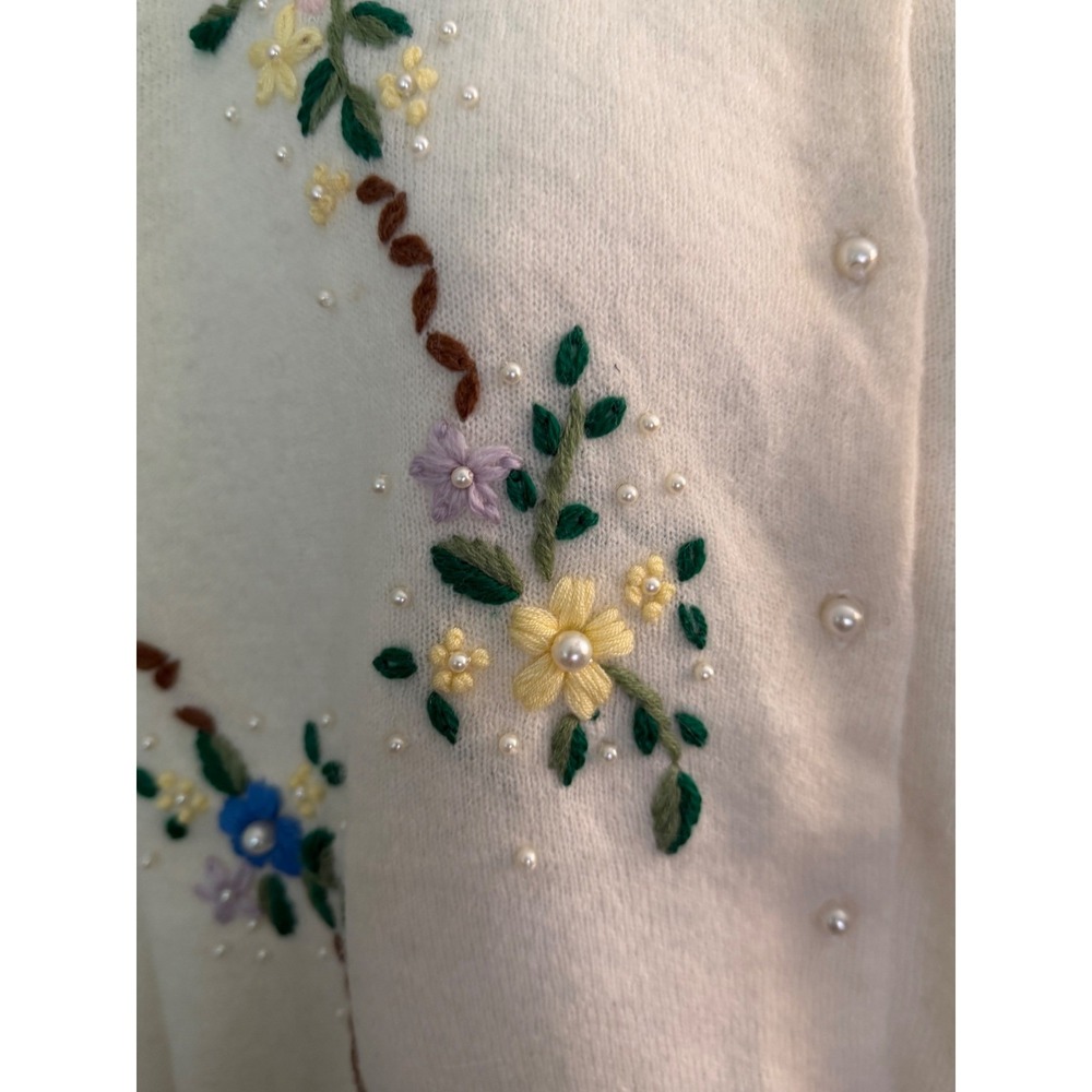 Lizette Italy VTG Cardigan L Pearl Angora Wool Floral Embroidered Feminine 80's - Picture 8 of 14